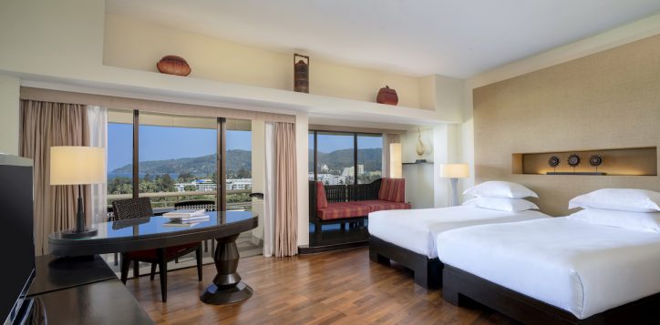 junior-king-suite-seaview-1-2