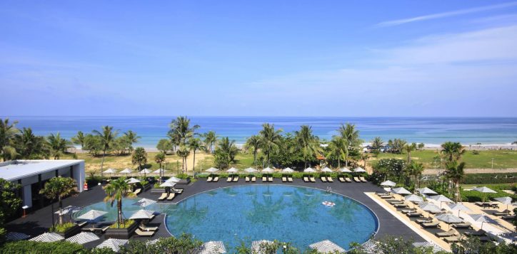 ocean-beach-club-pool-natsima-kunajarasdech-2-2