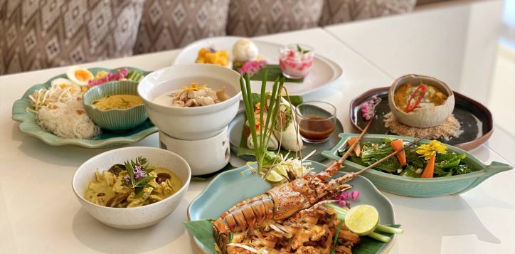 pad-thai-lobter-2