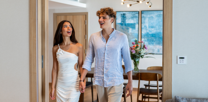 couple-in-suite-2