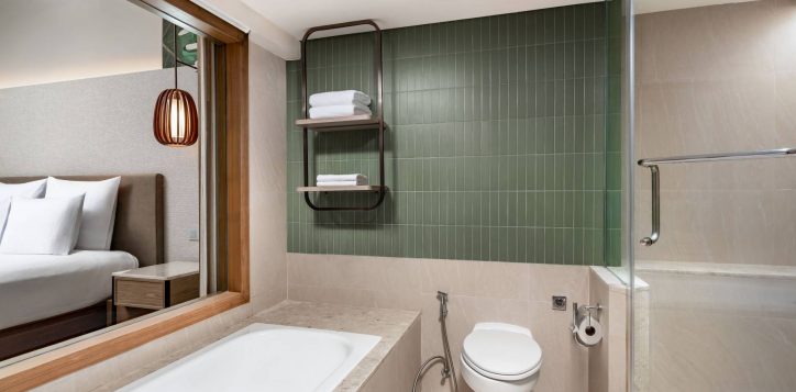 deluxe-king-garden-view-bathroom_01-2-2