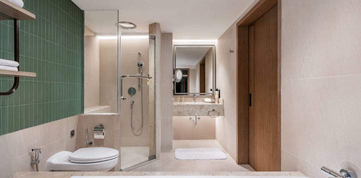 deluxe-king-garden-view-bathroom_02-2-2