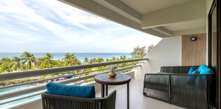 deluxe-sea-view_balcony_2-2-2
