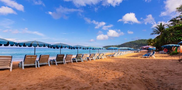 karon-beach-in-phuket-2