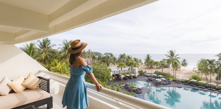 karon-night-market-1-2